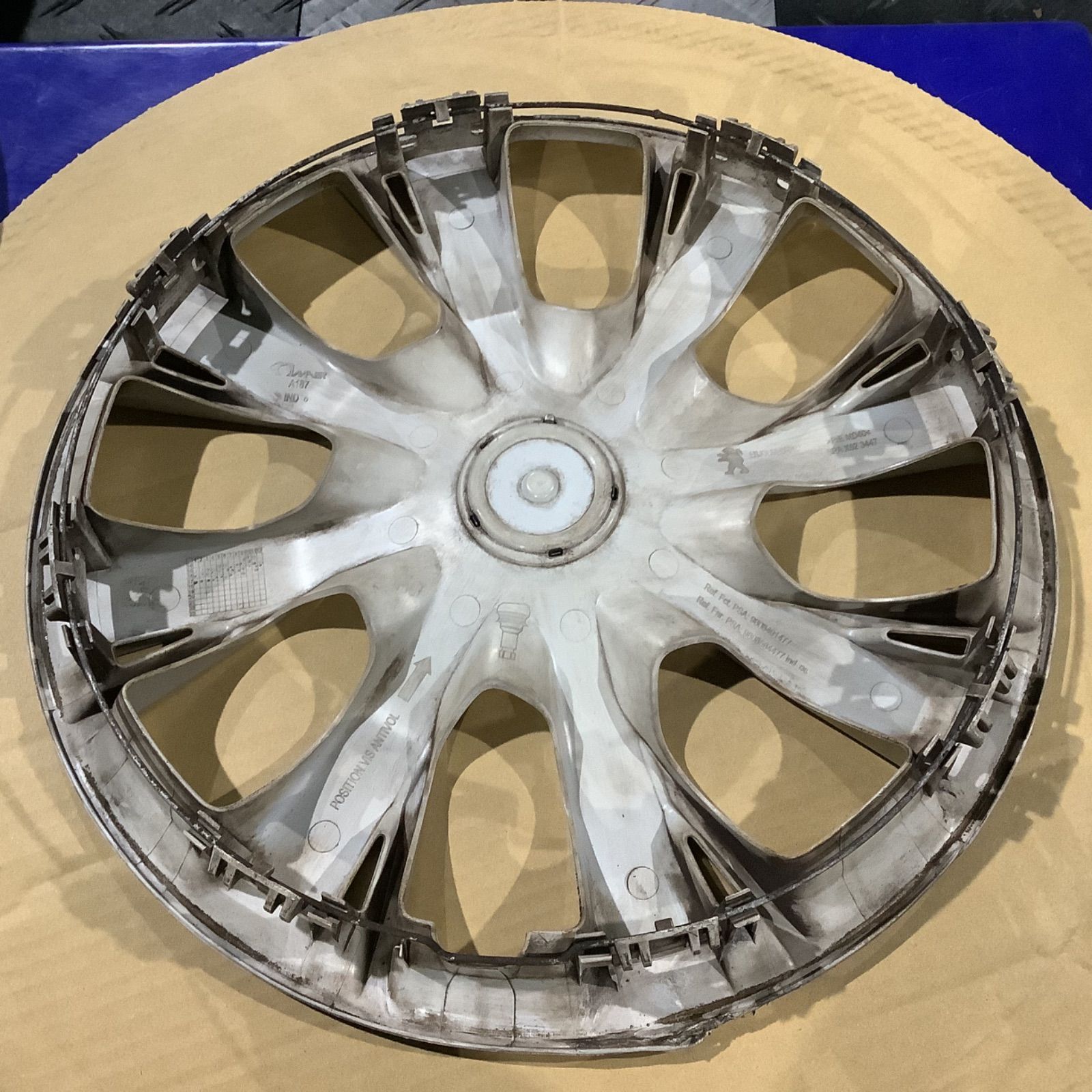 15×6J+23 プジョー 208 純正 スチールホイール 鉄ホイール - メルカリ