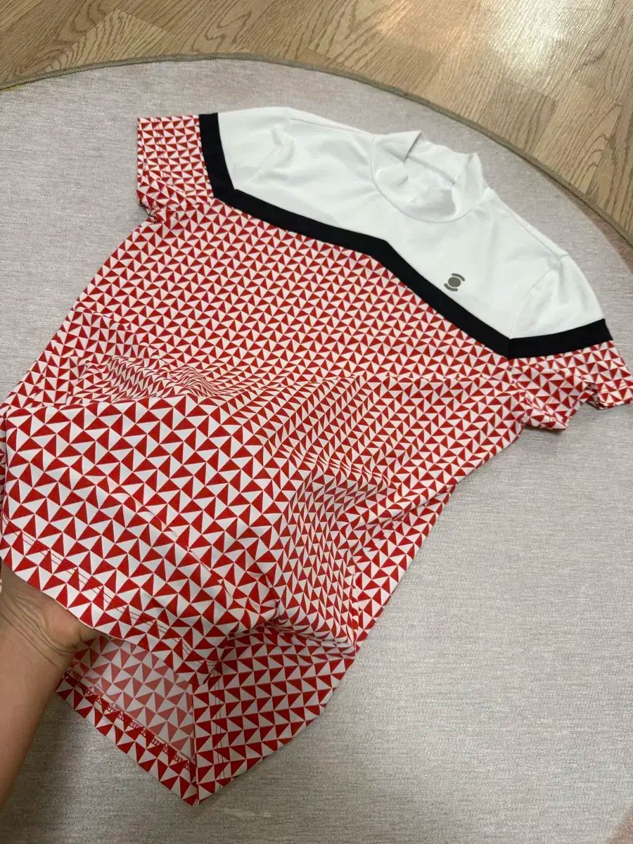Tシャツ