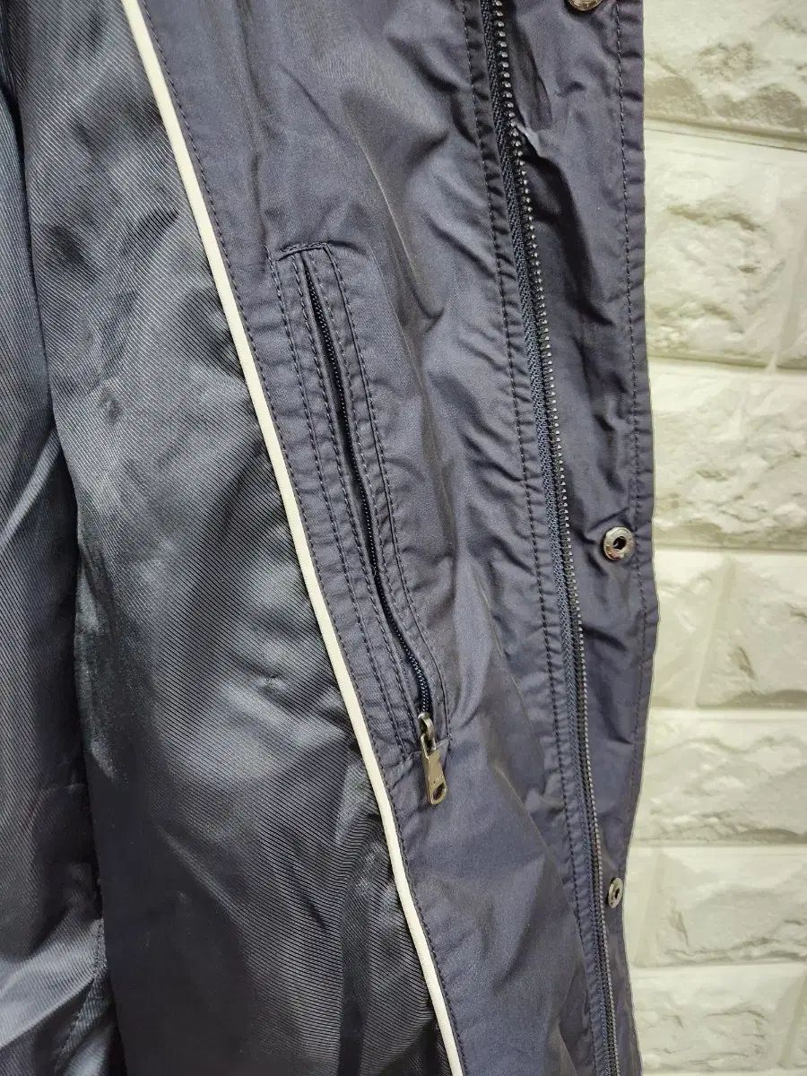 HAZZYS へジス ネイビー 秋冬 ハーフ スリム ジップアップ ジャケット 105サイズ k906 KANDAIZUMI_COM