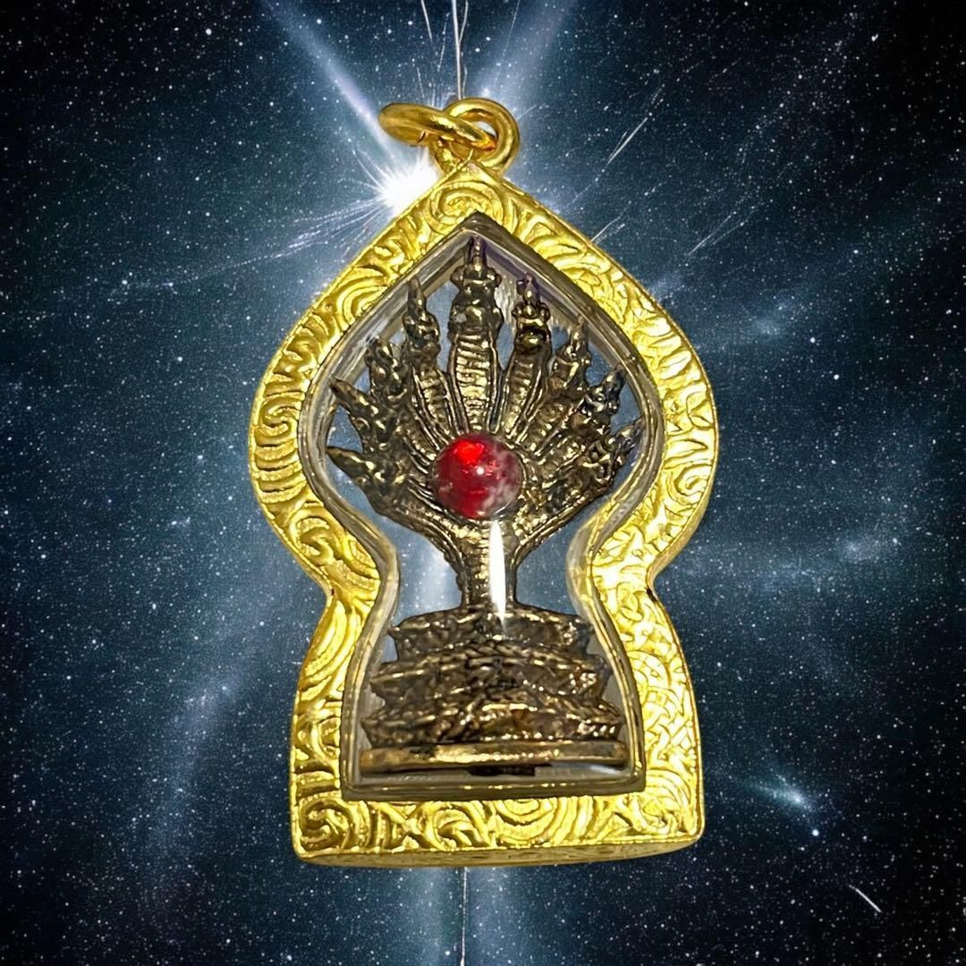 プラクルアン 美しいナーガ神 龍神 蛇神 レア品 金運 守護 御守り プラクルアン 美しいナーガ神 龍神 蛇神 レア品 金運 守護 御守り