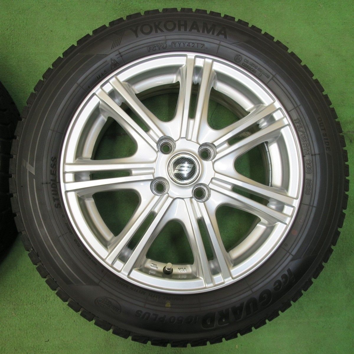 ヨコハマ★ｉＧ50　ＰＬＵＳ★１７５／５５Ｒ１５★スタッドレス＆ホイール４本セット YOKOHAMA iceGUARD 5PLUS IG50 175⁄55R15 77Q | タイヤの通販 販売と