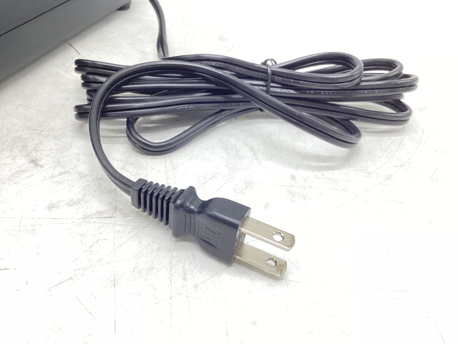 リチウムイオンバッテリ用2口急速充電器 DC18RD