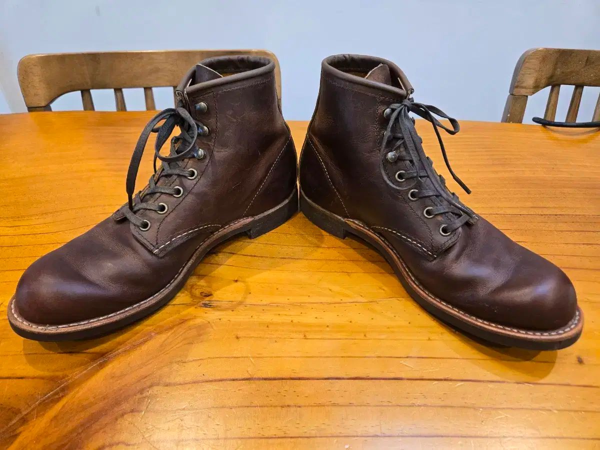 RED WING