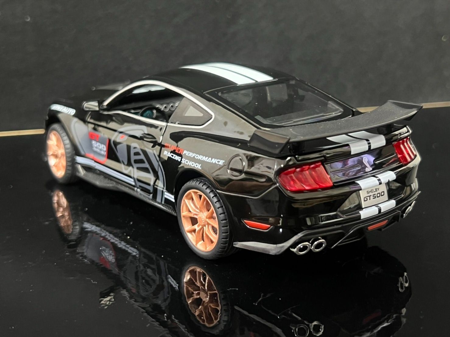 フォード GT500 SHELBY コブラ 1/24 ミニカー シェルビーH61 - メルカリ