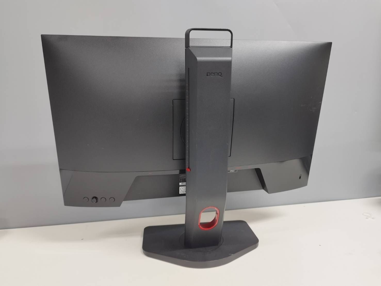 中古品 BENQ ZOWIE XL2411K 24型ワイド液晶ディスプレイ フルHD