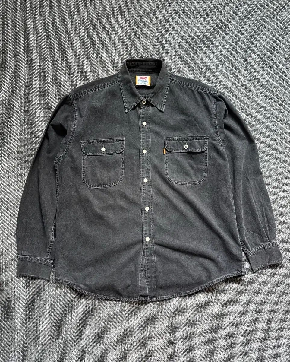 【雷市場（ポンジャン）商品韓国直送】 90s LEVI'S(リーバイス) オレンジタブ ブラックデニム デニムシャツ （ 105 ）