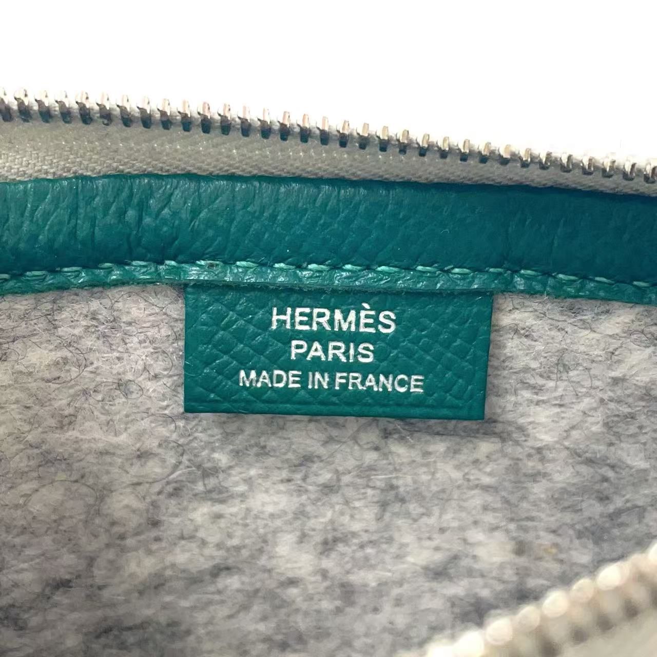HERMES ブルーグレー ポーチ　美品 楽天市場】エルメス ジップ ポーチの通販