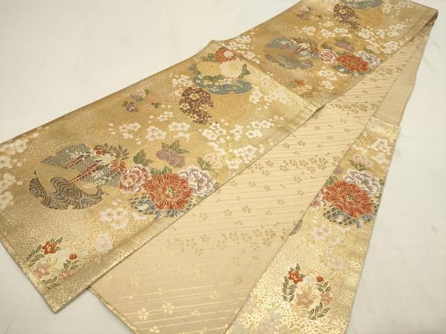 ⑥⑥⑤ 夏帯 雪輪　しば草 六通 袋帯 正絹 金糸 袋帯 逸品 雪輪 草花 刺繍 金銀糸 金色 六通 正絹 【中古