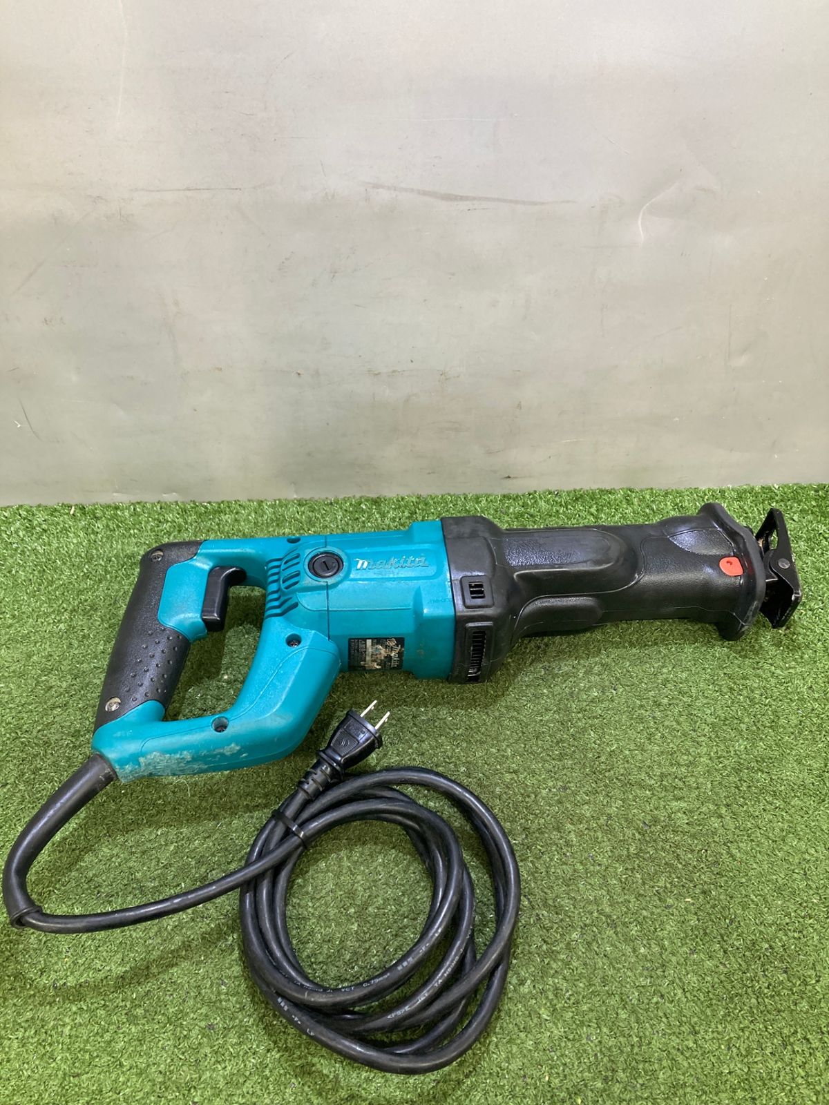 JR3050T