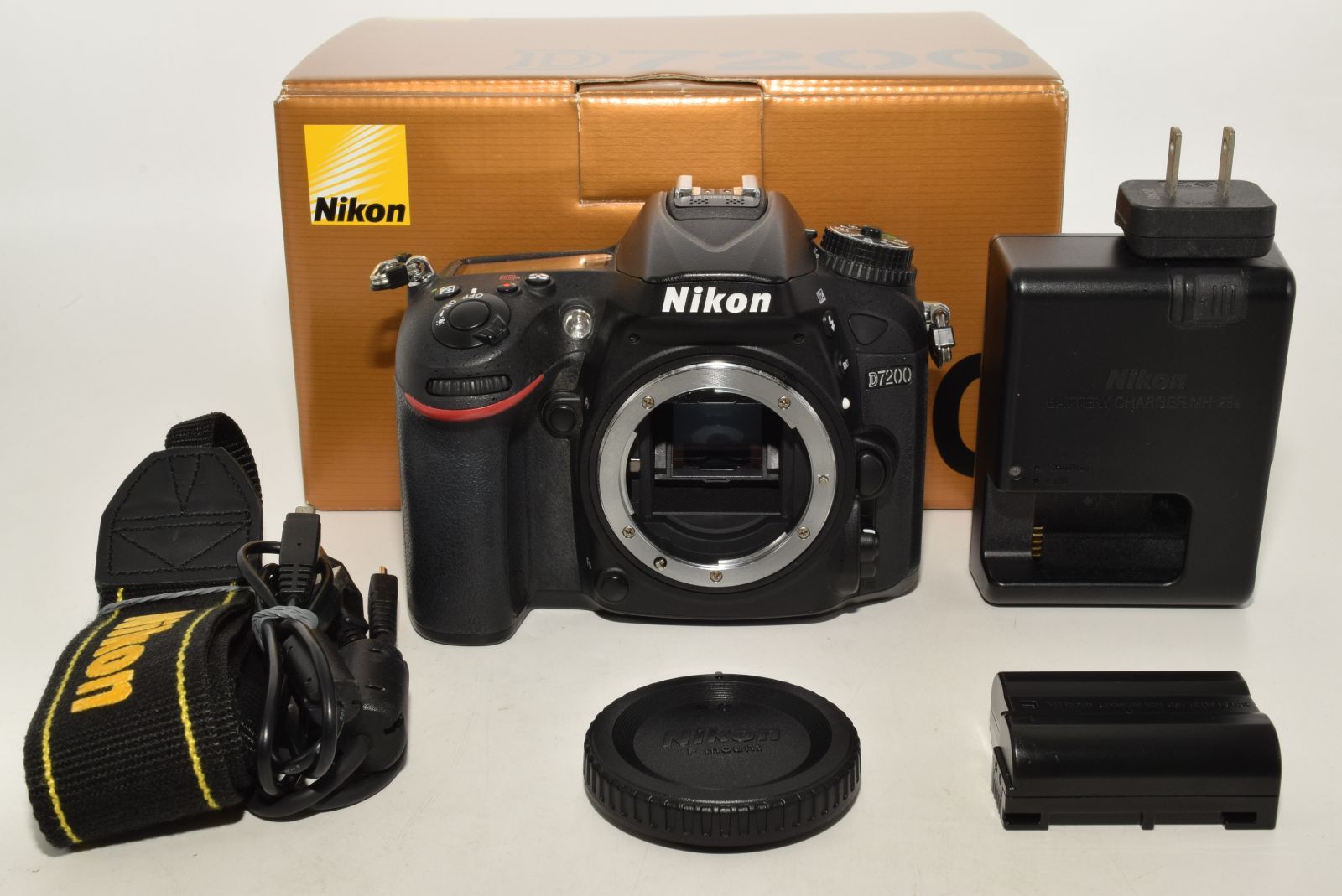 250508 上 Nikon デジタル一眼レフカメラ D7200