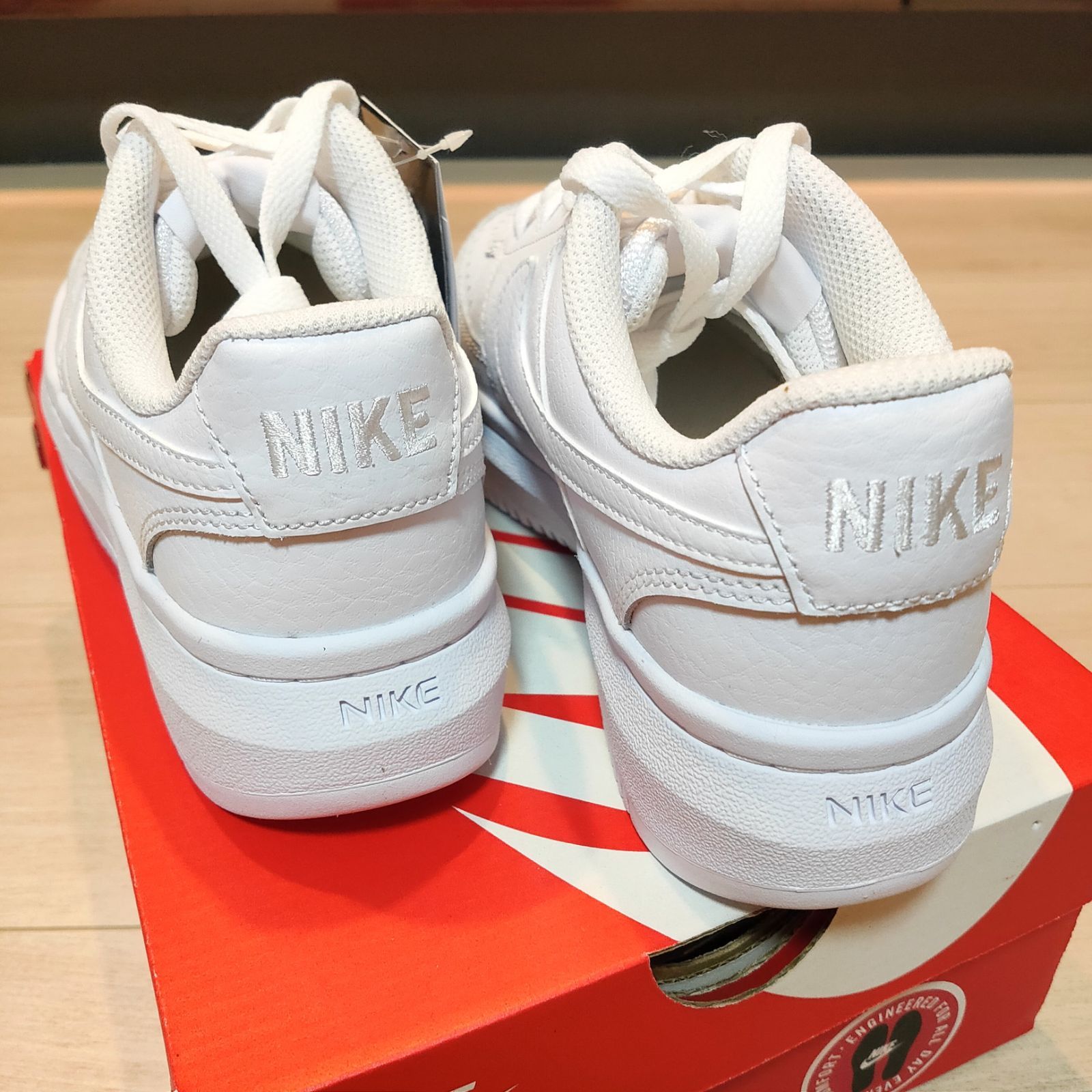 新品 23.5cm NIKE ナイキ コート ビジョン アルタ LTR DM0113-100