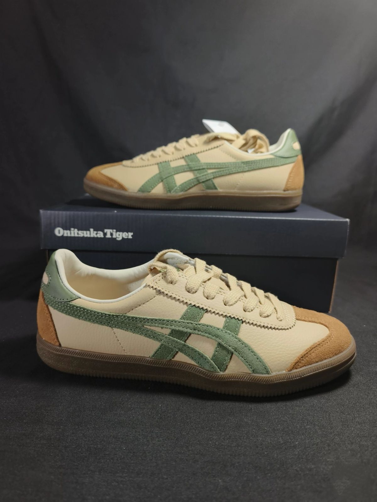 新品未使用Onitsuka TigerオニツカタイガーTokuten快適パンプス