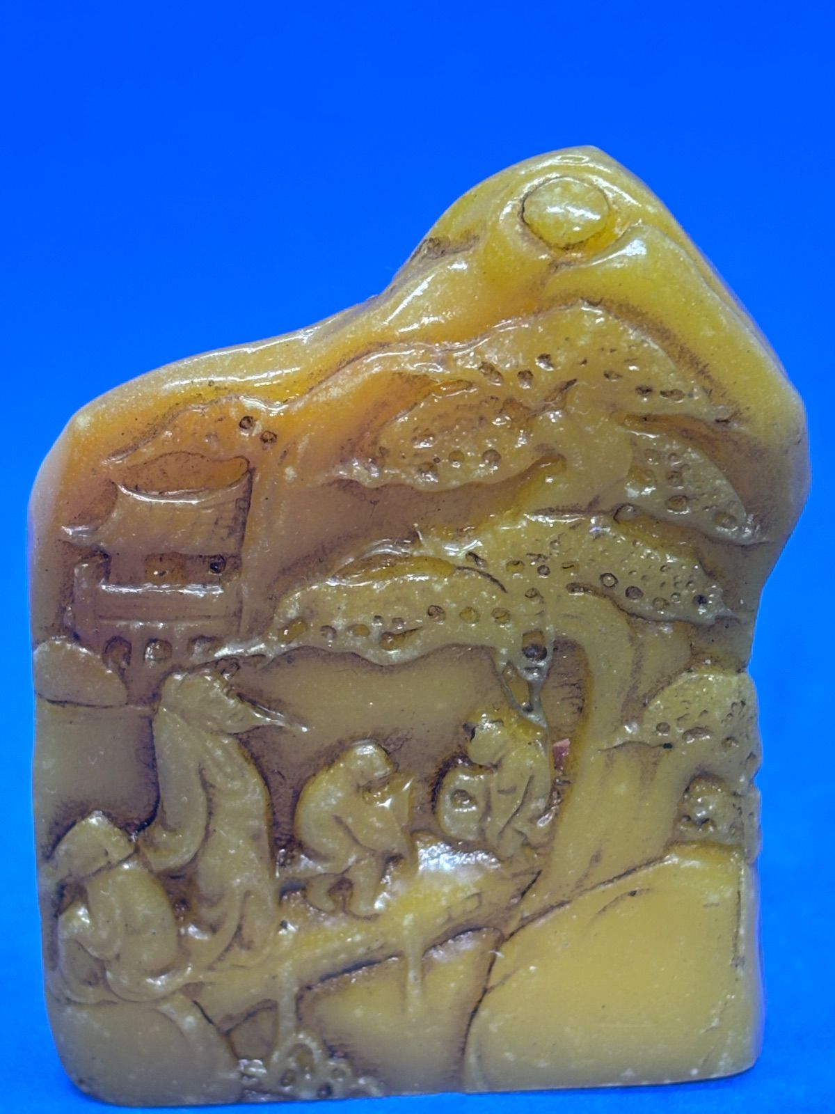 寿山石 田黄石 彫刻置物「松下問童子」70 × 54× 21mm122g印材