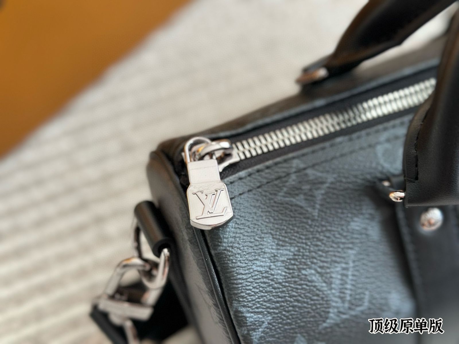 今日 LV X Nigo Keepall xs 21 Pillow Bag ルイ ヴィトン X ニゴ キーポール xs 21 ピローバッグ