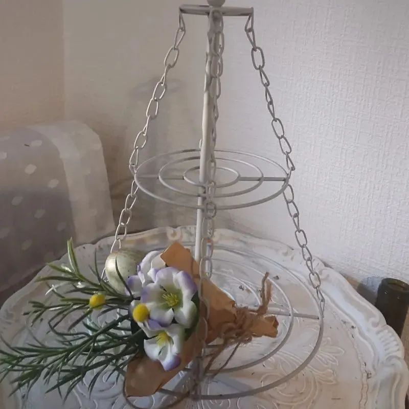 室内の客間のベランダは床につく式の北欧の鉄芸の置物台を飾ります。 7室内の客間のベランダは床につく式の北欧の鉄芸