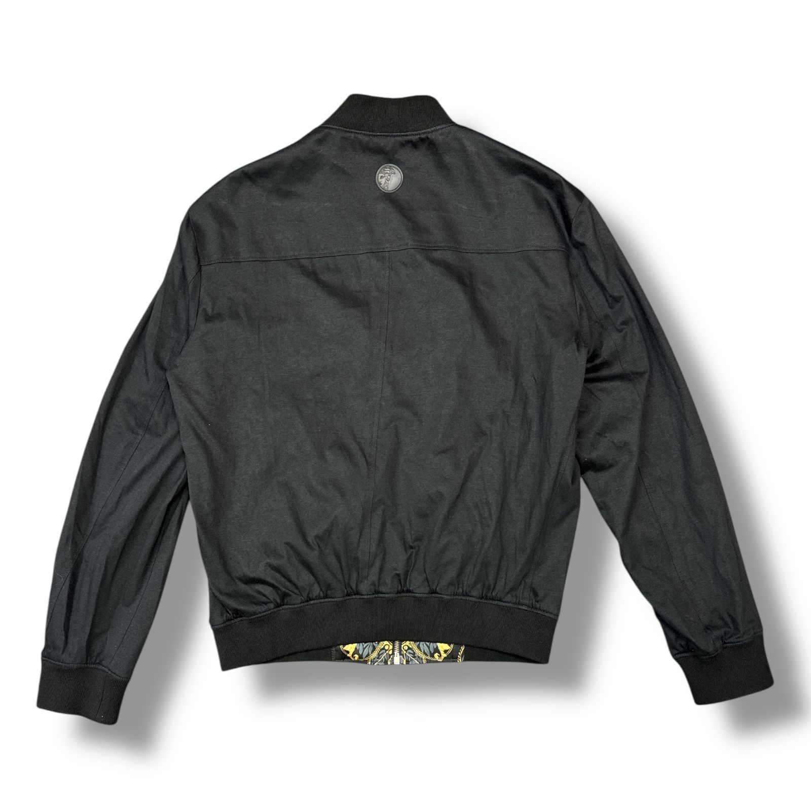 Versaceヴェルサーチ　リバーシブルブルゾン VERSACE/ヴェルサーチ】より総柄リバーシブルブルゾンが買取入荷