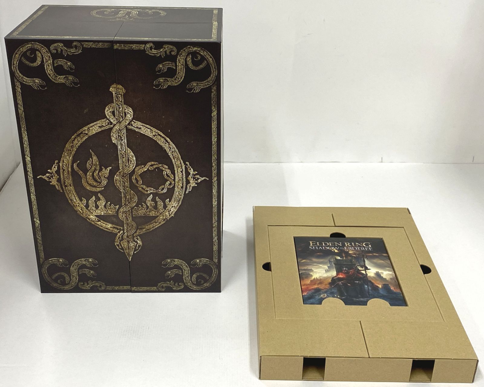 ## 【PS5】 ELDEN RING SHADOW OF THE ERDTREE コレクターズエディション ディスク版 開封品 817Q64LWeYL._UF350,350_QL50_.jpg