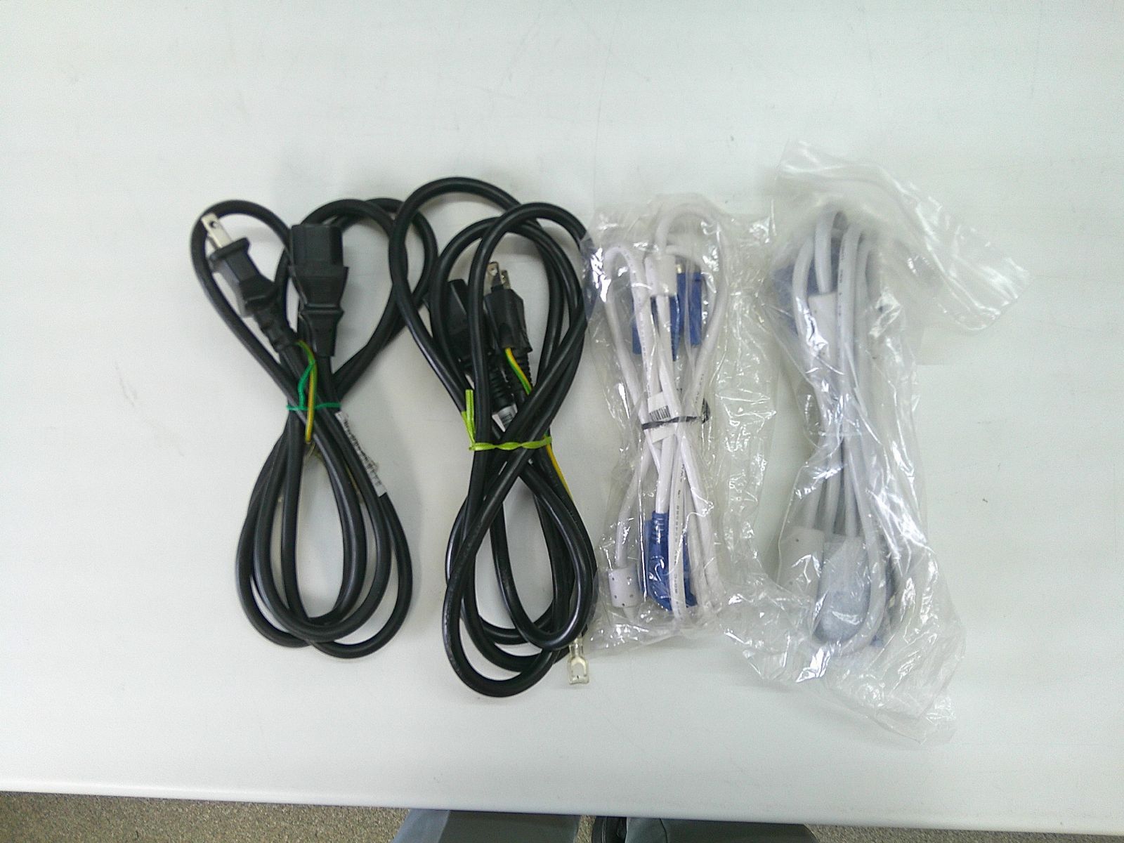 インチ液晶モニター◎243V5QHAWA|11◎HDMI対応◎D-subコード付き Z0163