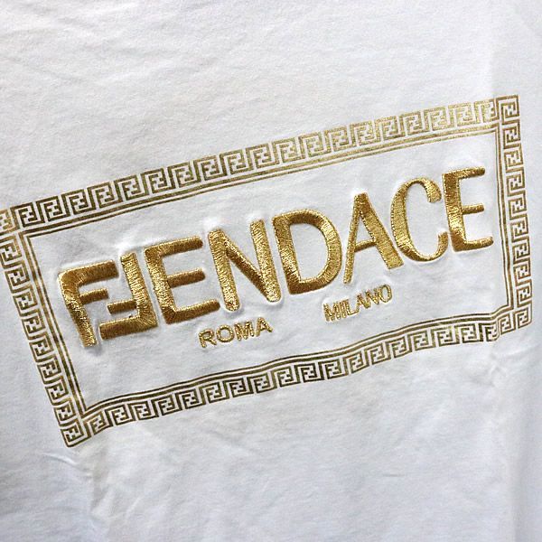 銀座店 フェンディ ヴェルサーチ 22SS FENDACE Tee 89947 - メルカリ