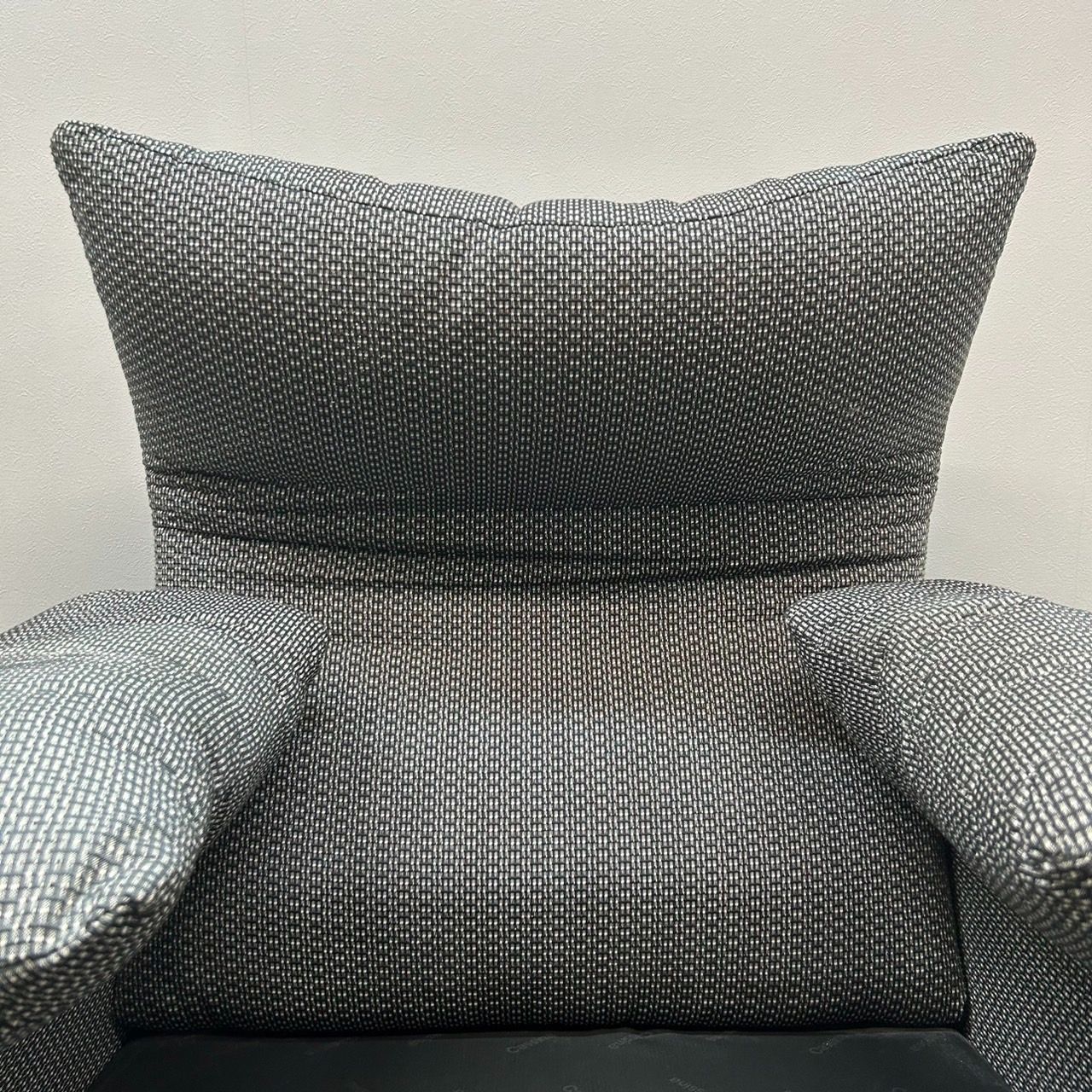 Cassina カッシーナ 675 MARALUNGA マラルンガ 1人掛けソファ(お Cassina カッシーナ 675 MARALUNGA マラルンガ 1人掛けソファ(お