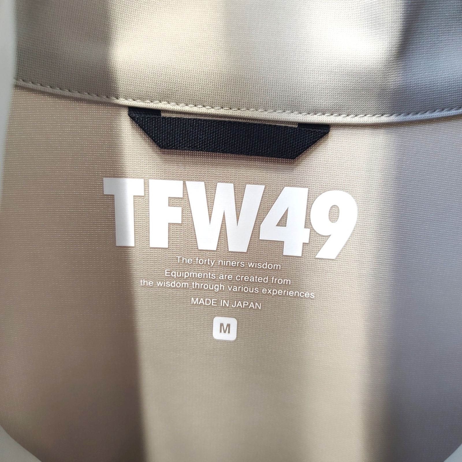 【品質保証】 TFW49 ティーエフダブリュー ゴルフ 24SS MULTI PURPOSE BLOUSON ジップアップ ブルゾン T042410005 M ベージュ メンズ 今がチャンス！