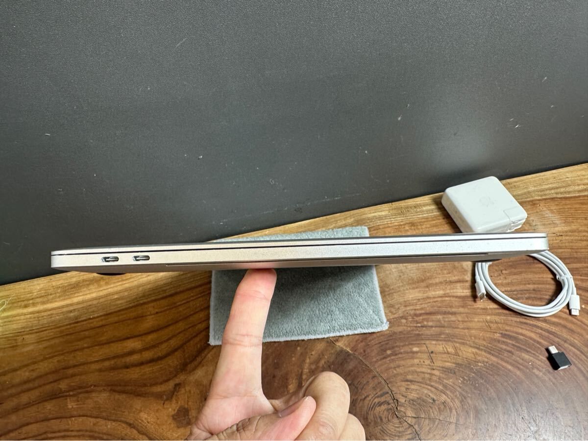 美品MacBook Air / バッテリー新品／Office／Windows11 新品バッテリー交換済 MacBook Air windows11 office