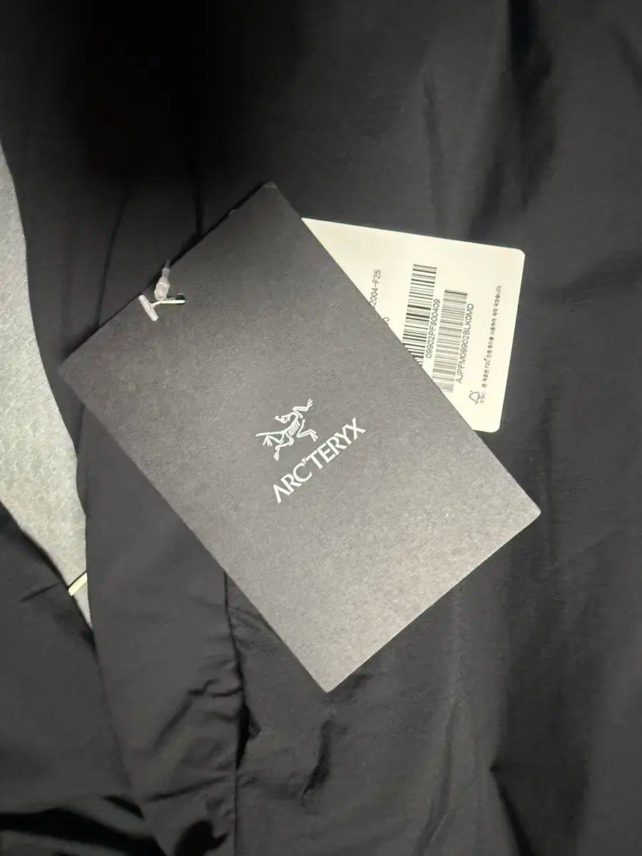 ARC TERYX アークテリクス Atom アトム sv 重い ブラック