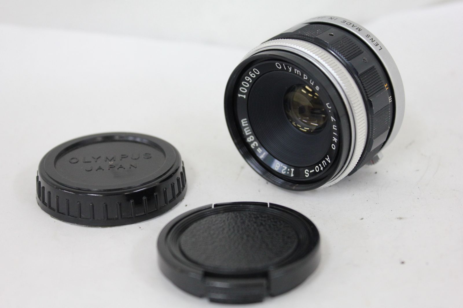 品 オリンパス Olympus D.Zuiko Auto-S 38mm F2.8 前後キャップ付き レンズ M6483
