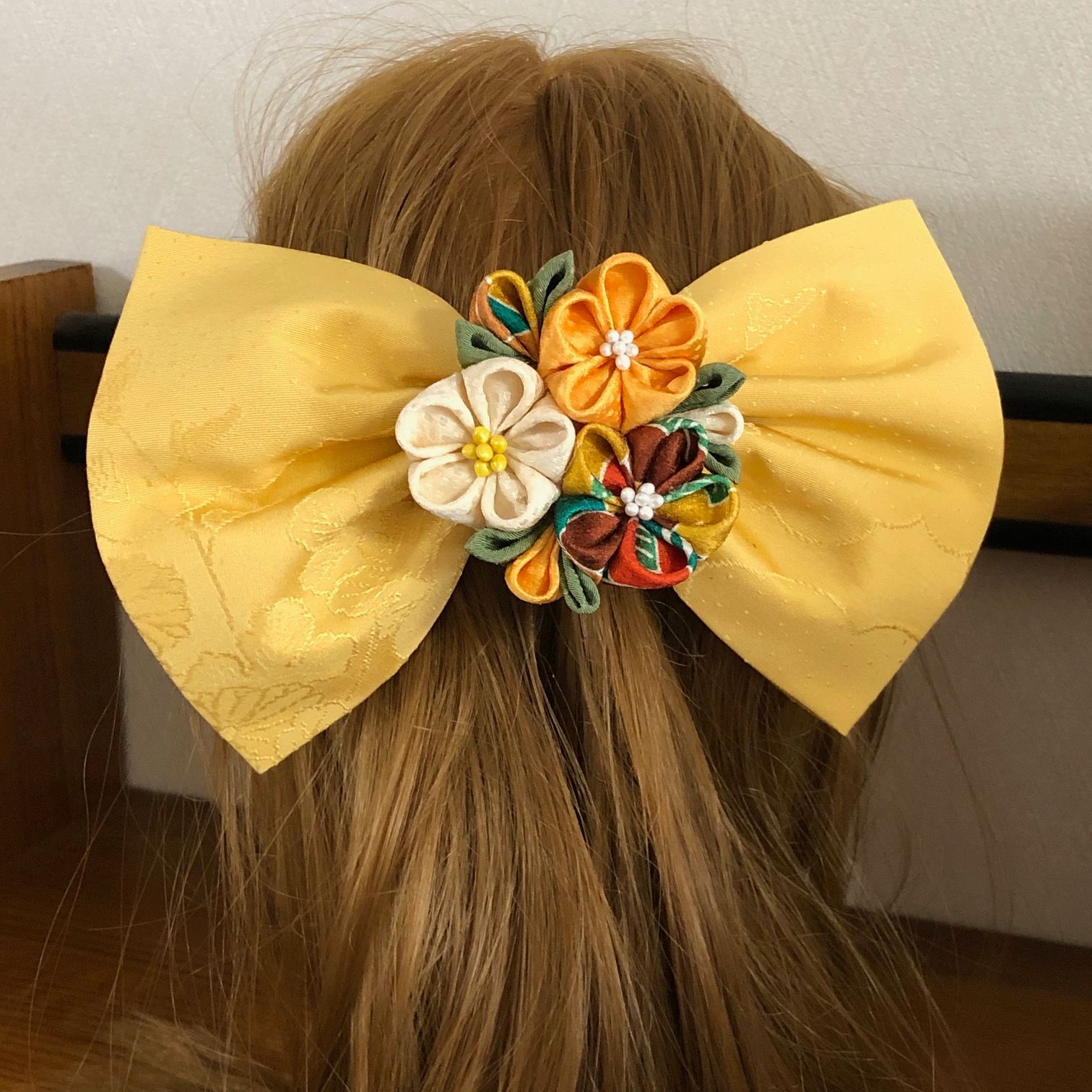 つまみ細工 とまり 髪飾り オーダー受付ページ 大きめリボン大人柄  