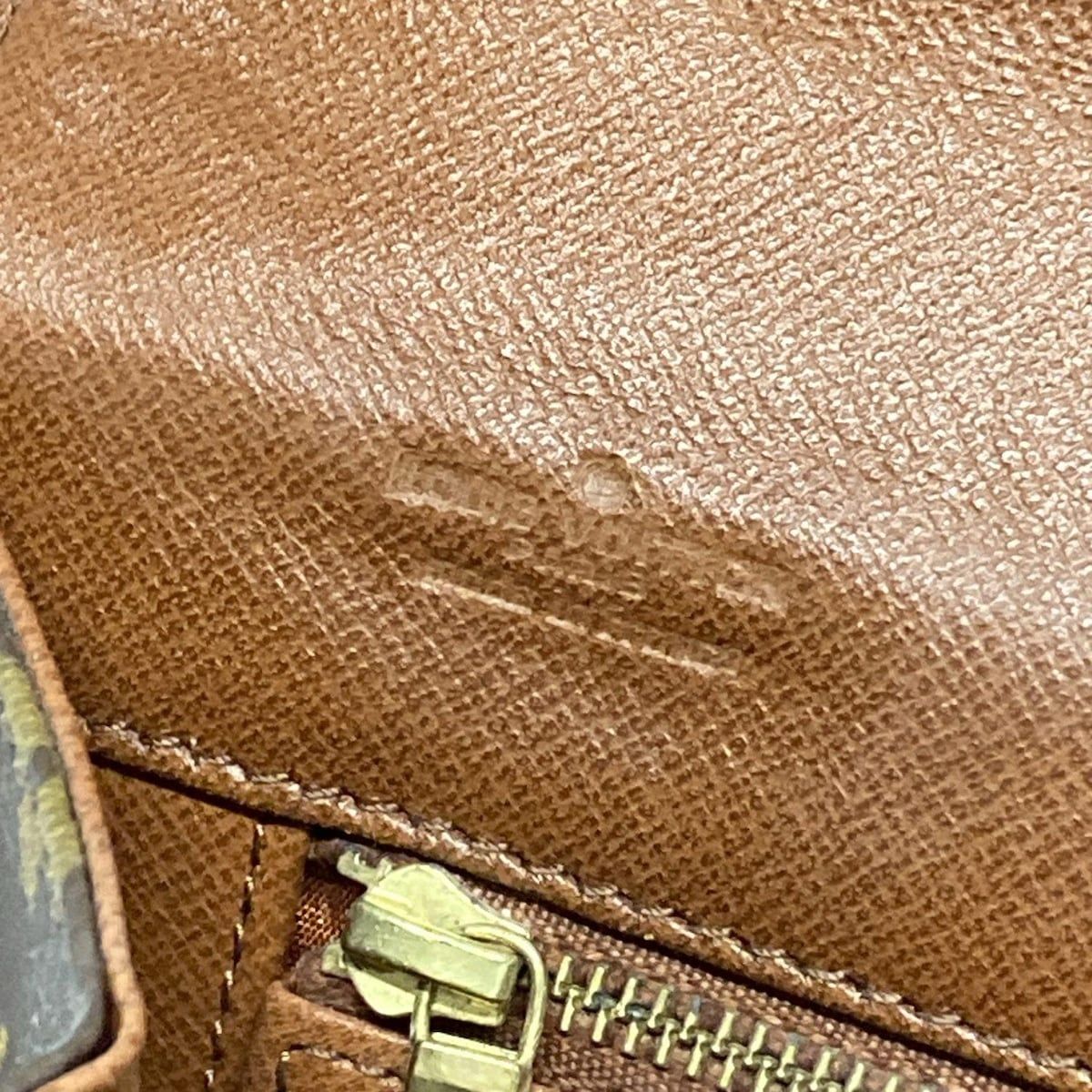 VUITTON ルイヴィトン