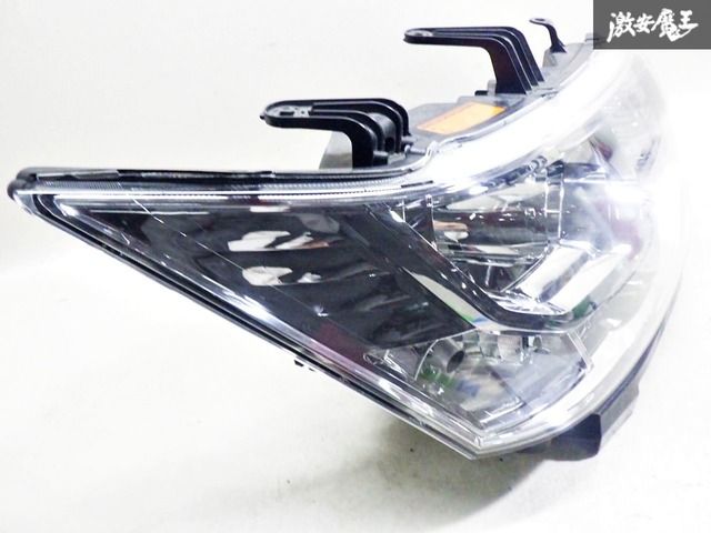 ミツビシ CV系 デリカD5 前期 ヘッドライト左右 HID 100-87918 231227046