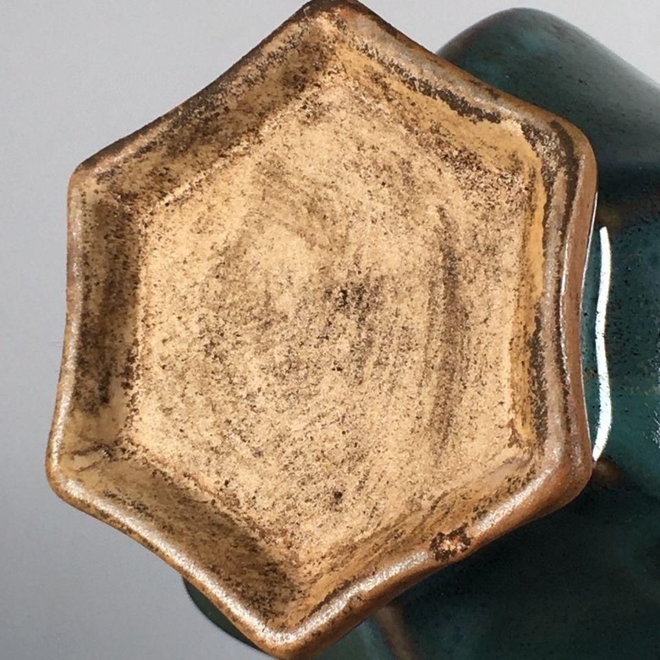 窯変双耳六角瓶賞瓶  景徳鎮 陶磁器 装飾品 現代工芸品美術品 置物 窯変双耳六角瓶賞瓶 景徳鎮 陶磁器 装飾品 現代工芸品美術品