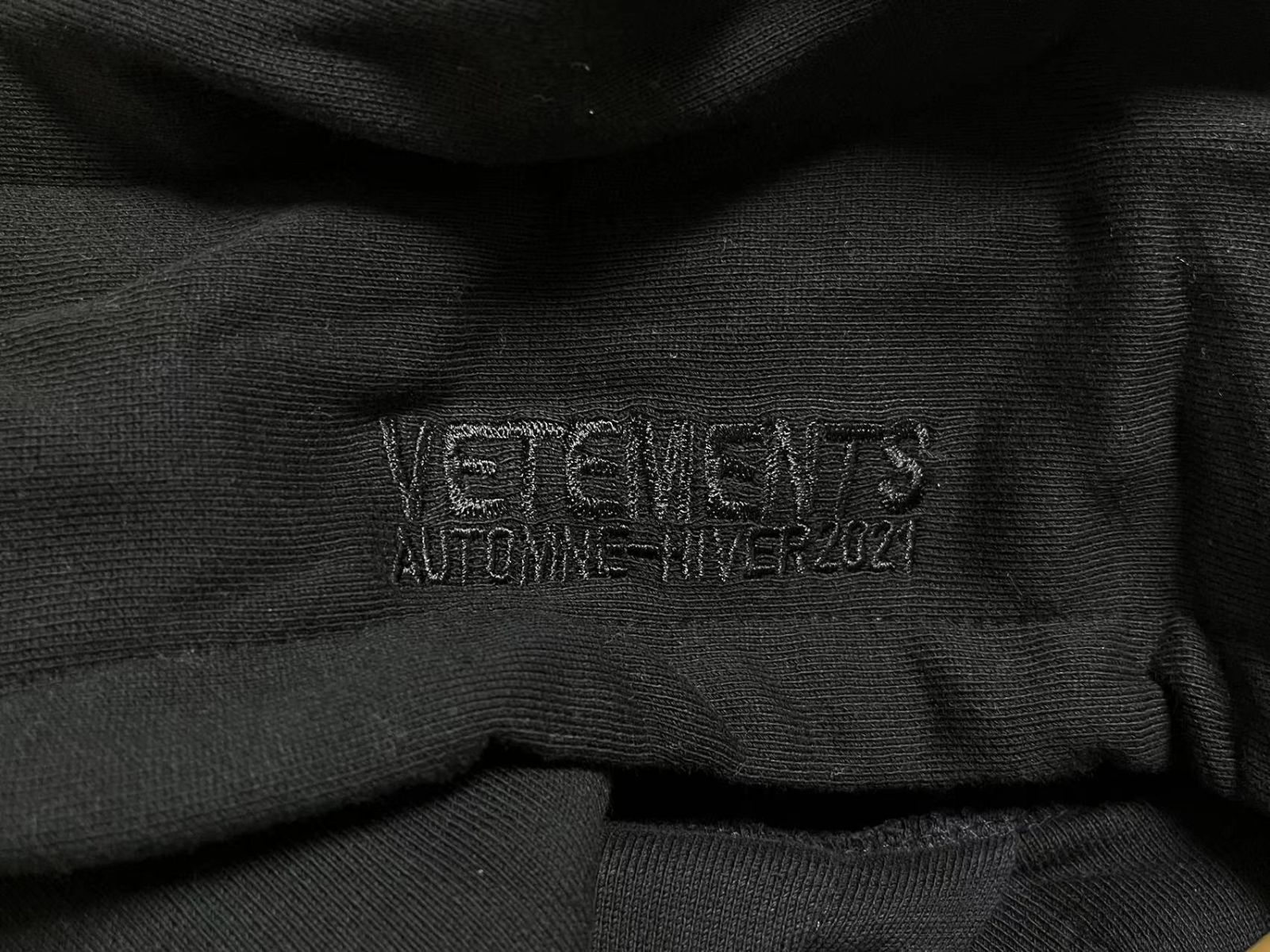 VETEMENTS ヴェトモン ロゴ  パーカー  ブラック