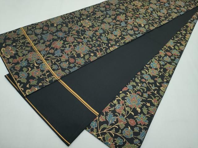 ◆店主私物の名品コレクション◆上質で重厚な帯地に金彩・淡い色合いの華文様が上品で美しい仕上がりの高級袋帯◆ ◇店主私物の名品コレクション◇重厚で上質な漆黒の帯地に『唐織』