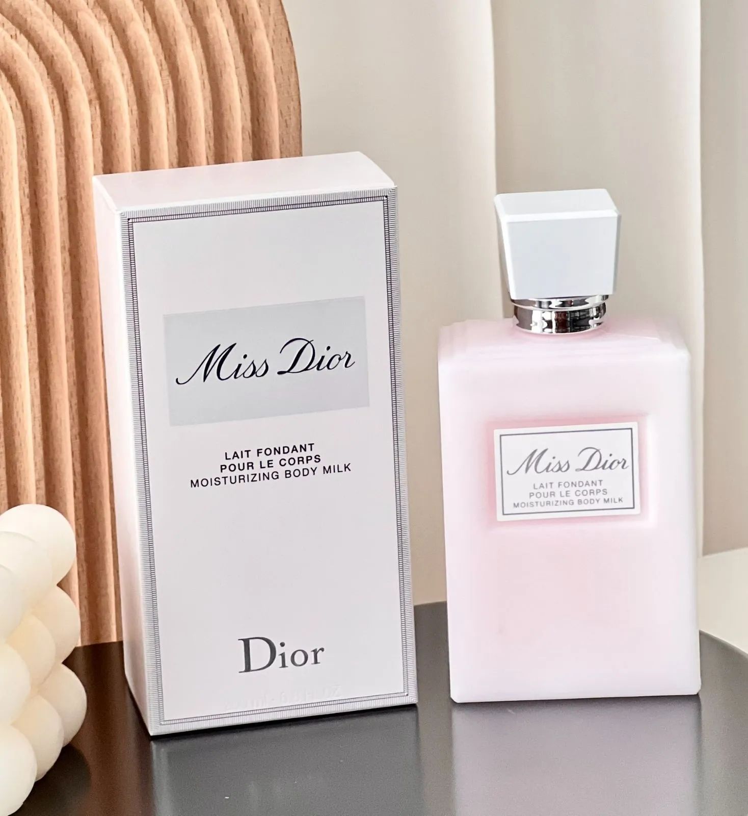 Dior ミスディオール 購入 ボディクリーム 150ml 箱付き Amazon | Dior
