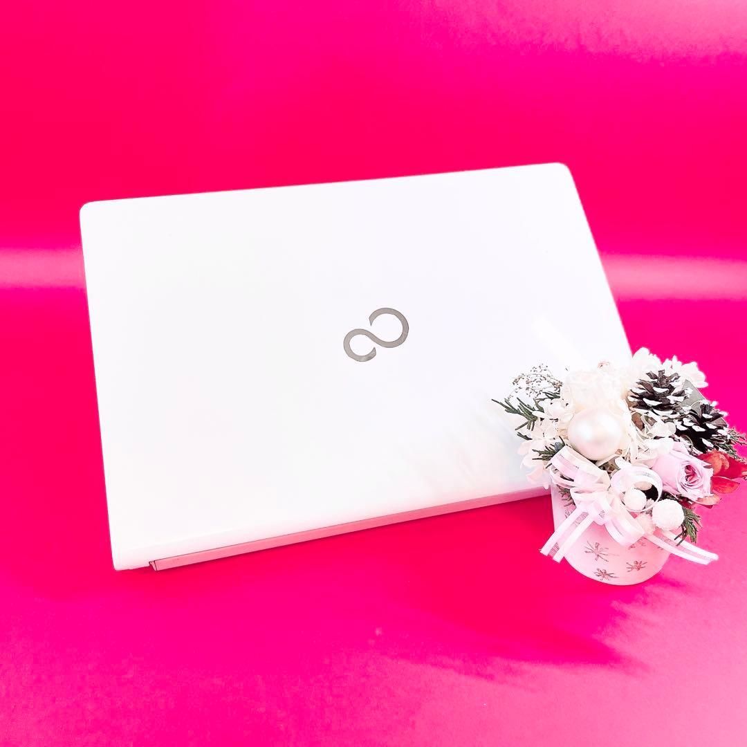 ️薄型カメラ付き