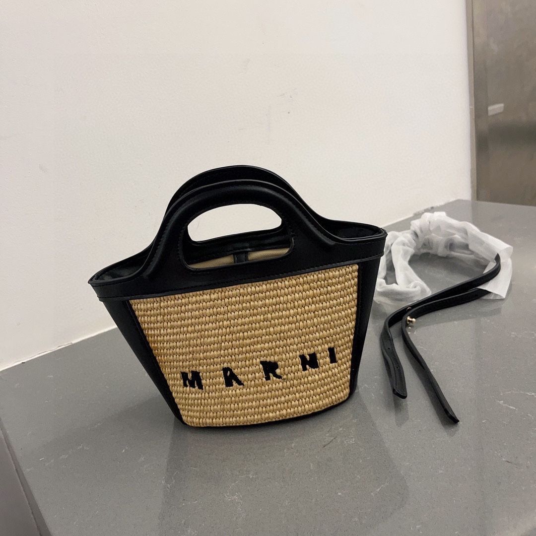 新品未使用MARNI マルニ カゴバッグ ショルダーバッグ クロスボディバッグ