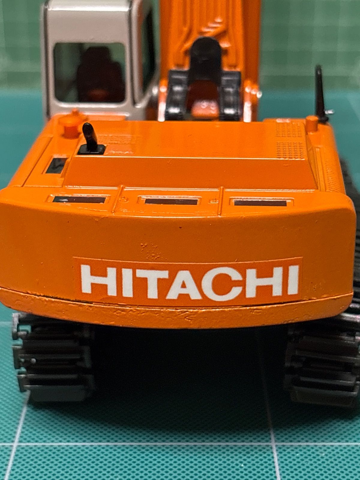 ヴィンテージ 大きめのHITACHIユンボ