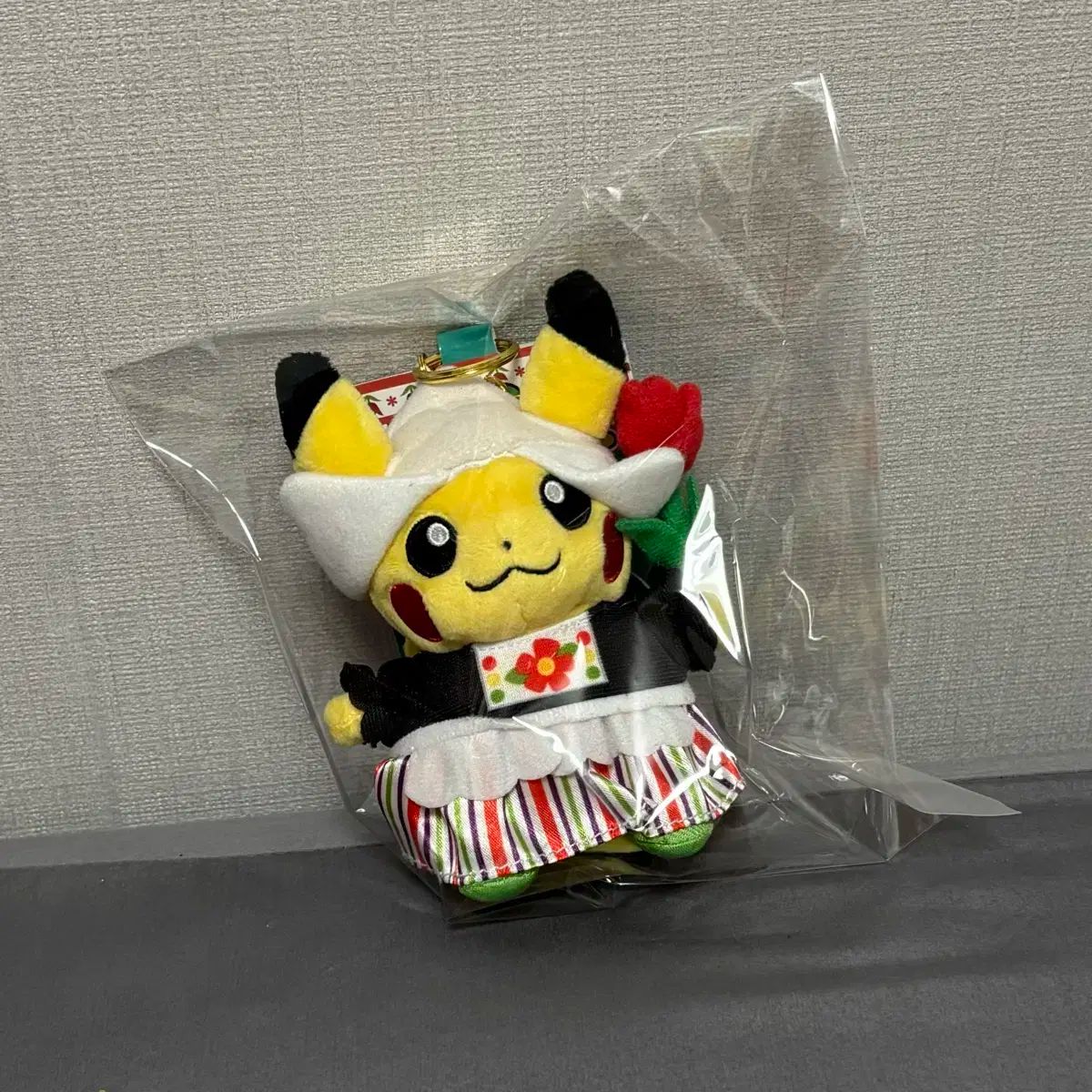  ポケモンセンター ポケットモンスター 人形 オランダ ピカチュウ キーホルダー その他