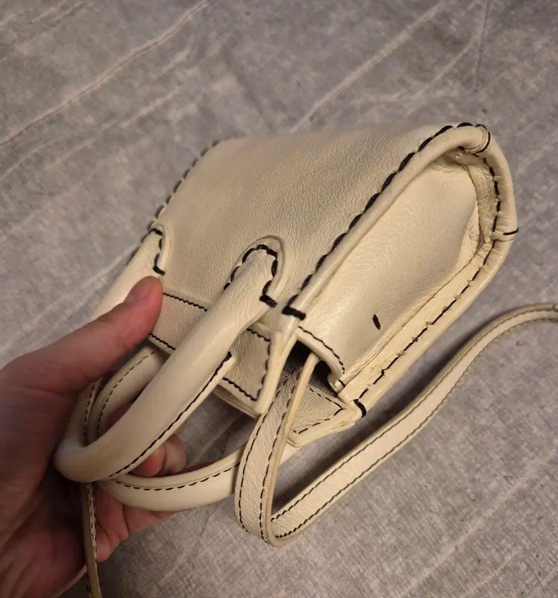 クロエ イーディス