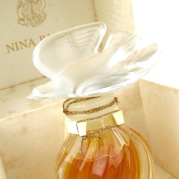 NINA RICCI ■【YS-1】 未使用品 香水 ■ ニナリッチ Nina Ricci ■ レールデュタン パルファム ラリックボトル 二羽鳩 【同梱可能商品】■C