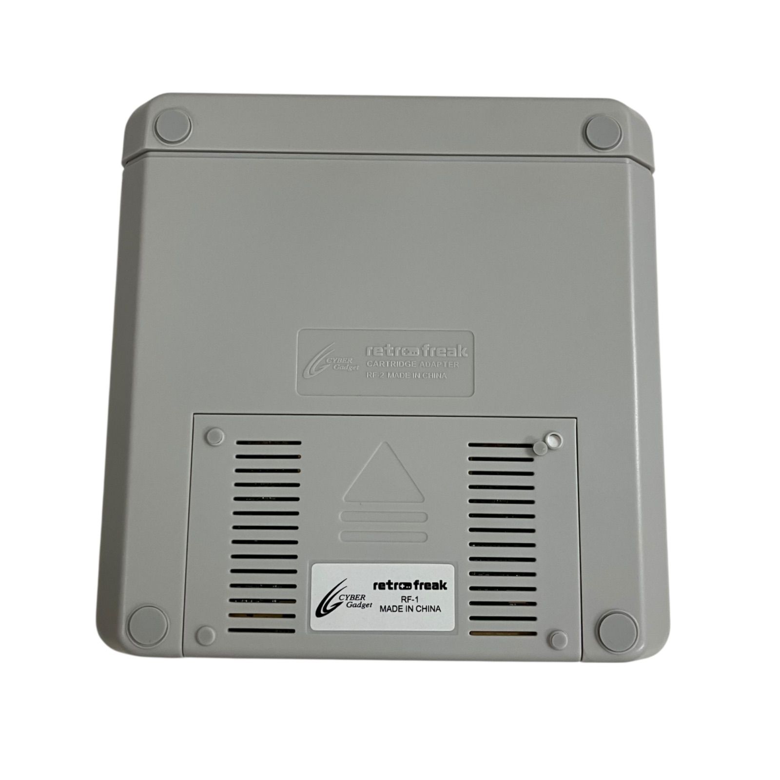 【美品・数回使用】レトロフリーク Retro Freak ゲーム機本体 おまけ付 美品・数回使用レトロフリーク Retro Freak ゲーム機本体 おまけ付 美品