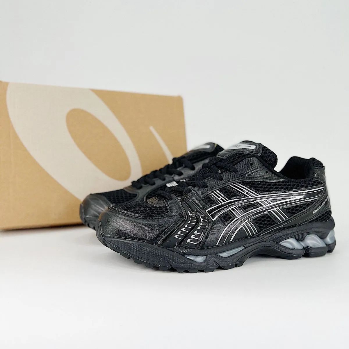 新品未使用 Asics Gel-Kayano 14 Black PureSilver