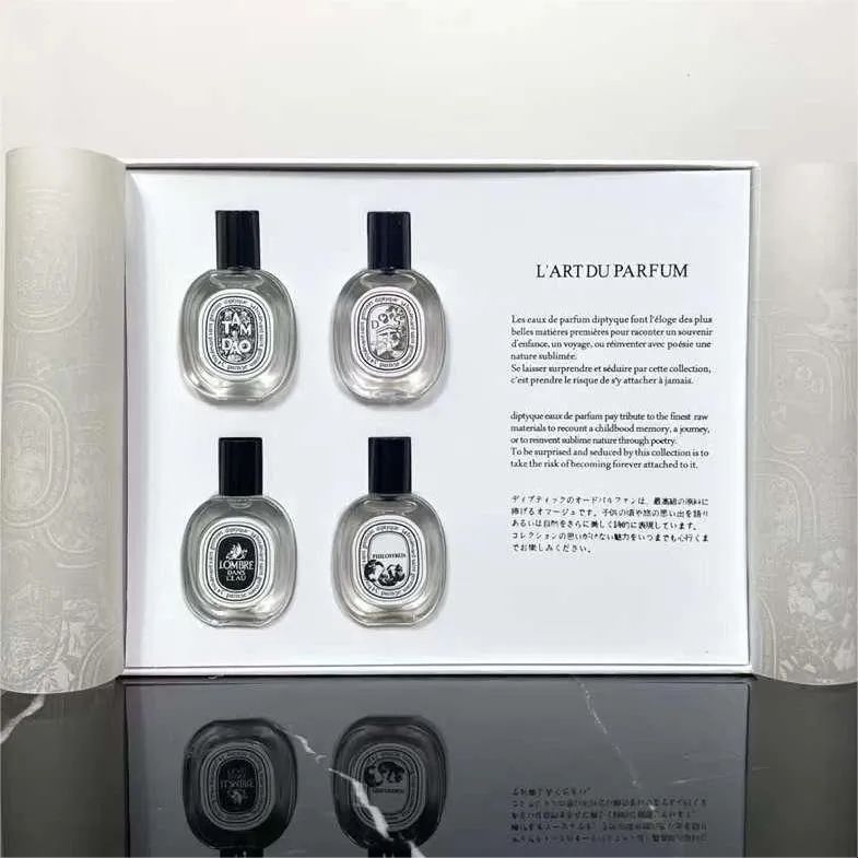 未使用 DIPTYQUE「ディスカバリーセット（4本組）」オードトワレ EDT 10ML 4本 香水 フレグランス