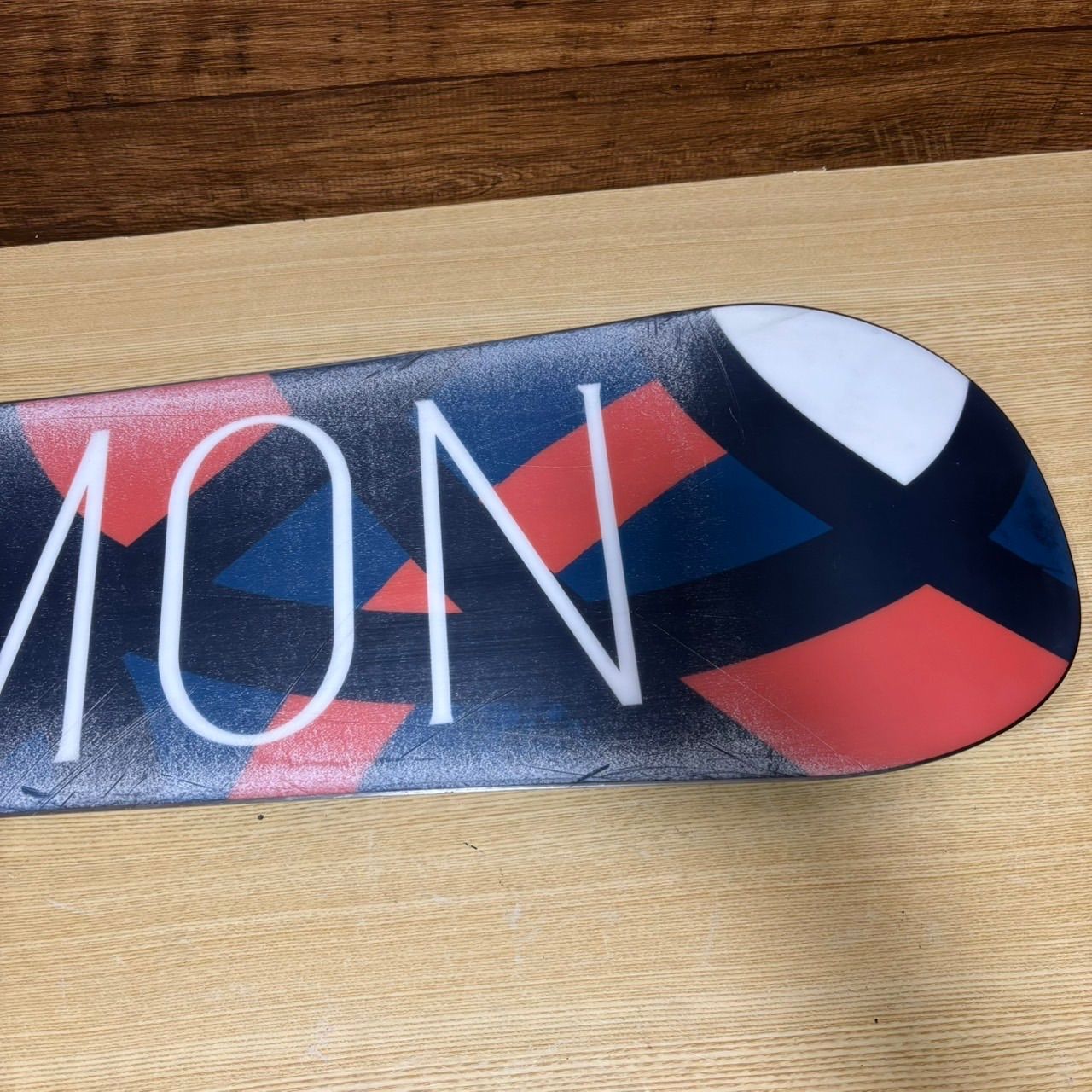 SALOMON サロモン LOTUS ロータス ハイブリッドキャンバー スノーボード 142cm スノボー フラットアウトキャンバー ハイブリッド キャンバー ボード Wロッカー ソフトフレックス カワイイ おしゃれ USTAUSTRALIA_COM_AU