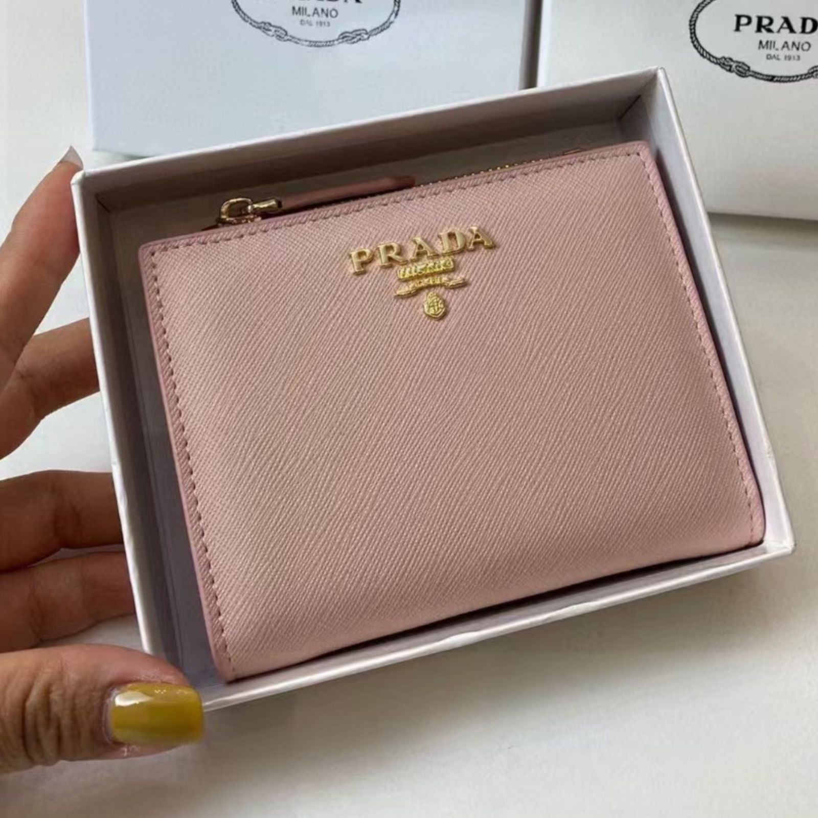 PRADA プラダ 折り財布 新品 未使用 ミニ財布 コインケース レディース 小銭入れ 折り財布 美品 さいふ - メルカリ