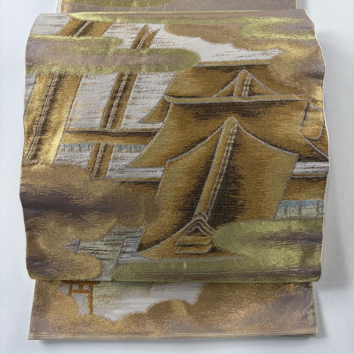 袋帯 秀品 川島織物 落款 建物 ヱ霞 箔 金銀糸 金色 お太鼓柄