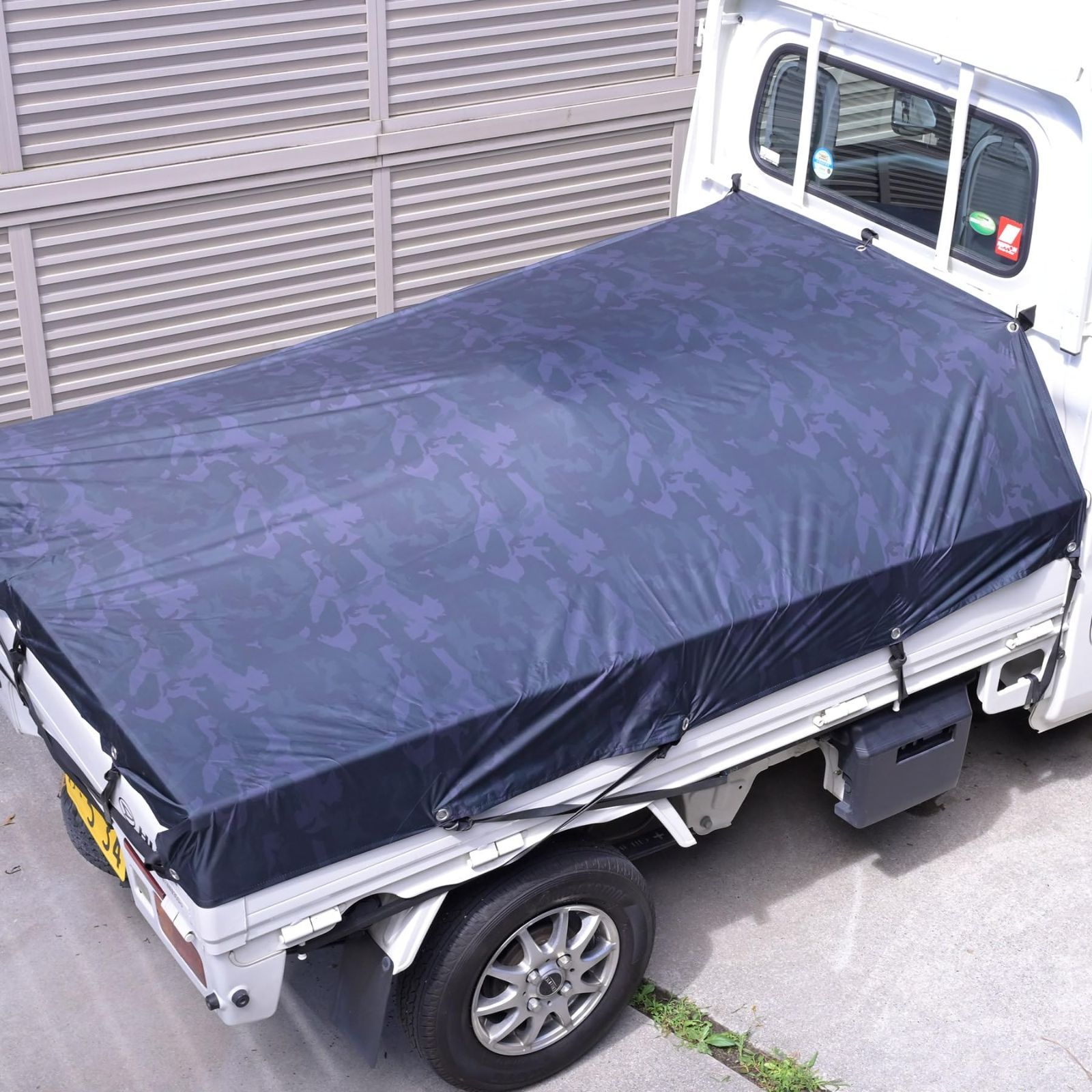 新品 [山善] トラックシート 防水シート 2層 1.9×2.1m 軽トラック用 防水加工 軽量 ハトメ補強 サポートループ付き 1枚 KGS-2102(BKC) ブラックカモ
