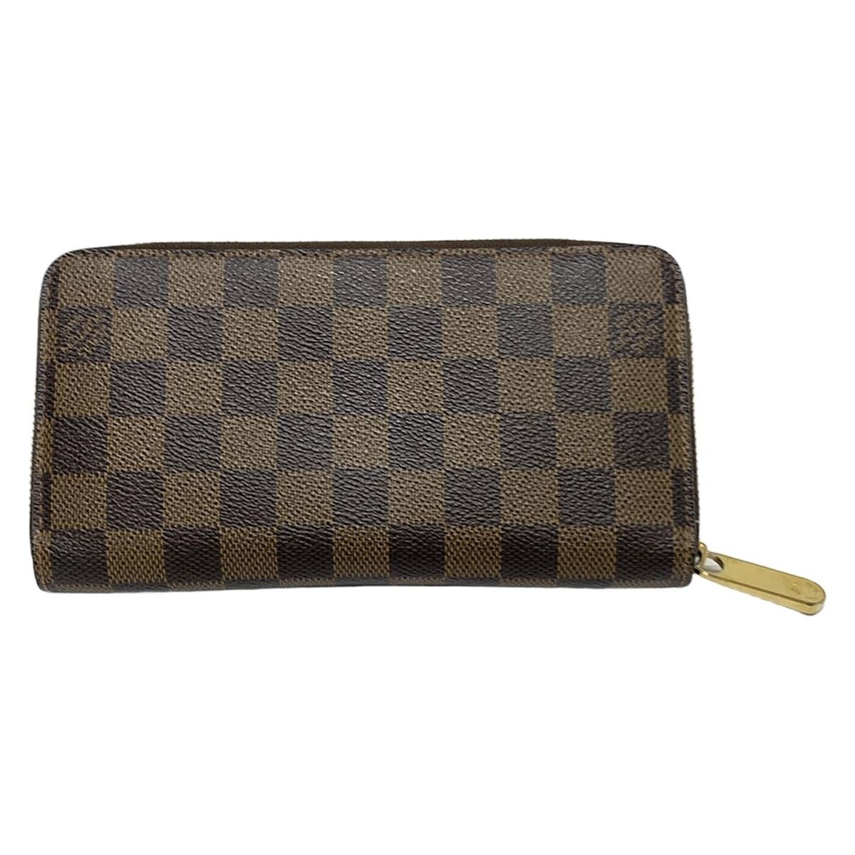 VUITTON