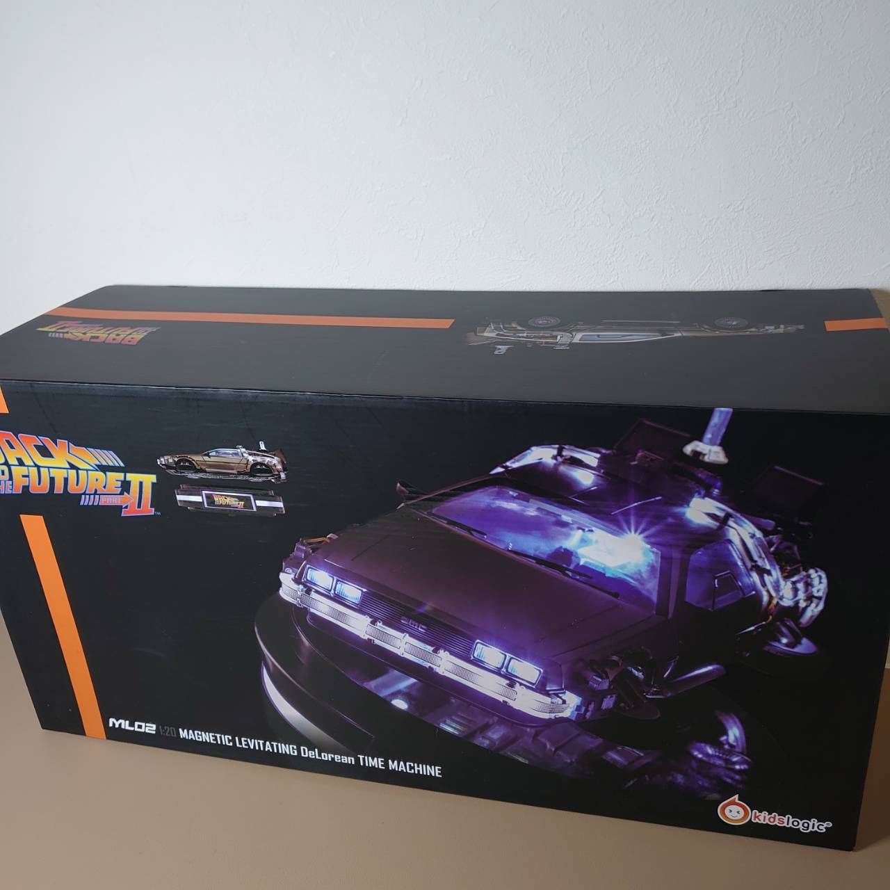 デロリアン バック・トゥ・ザ・フューチャー 1/20 キッズロジック 磁力で浮く！デロリアン 1/20 Magnetic Floating【kids logic
